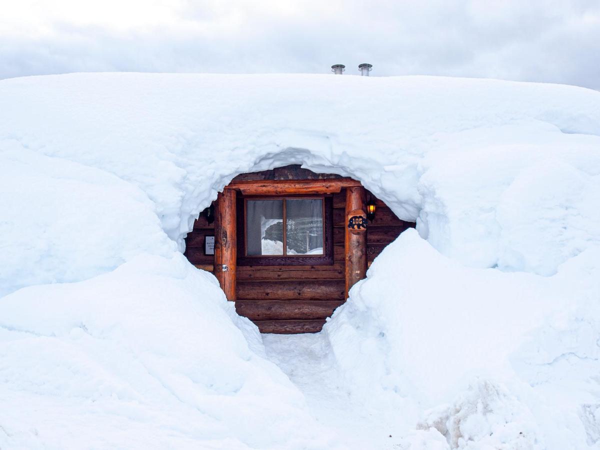 Glacier House Hotel & Resort Revelstoke Exterior foto