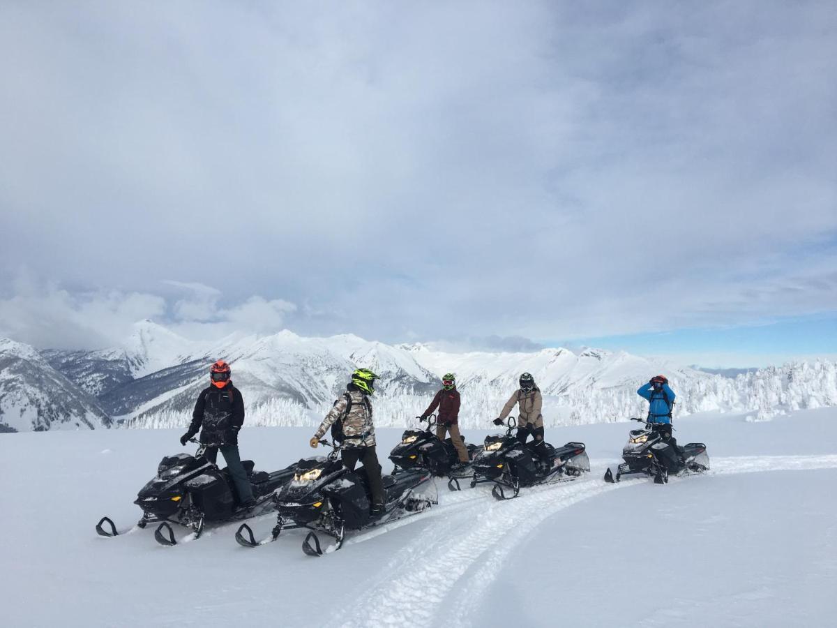 Glacier House Hotel & Resort Revelstoke Exterior foto