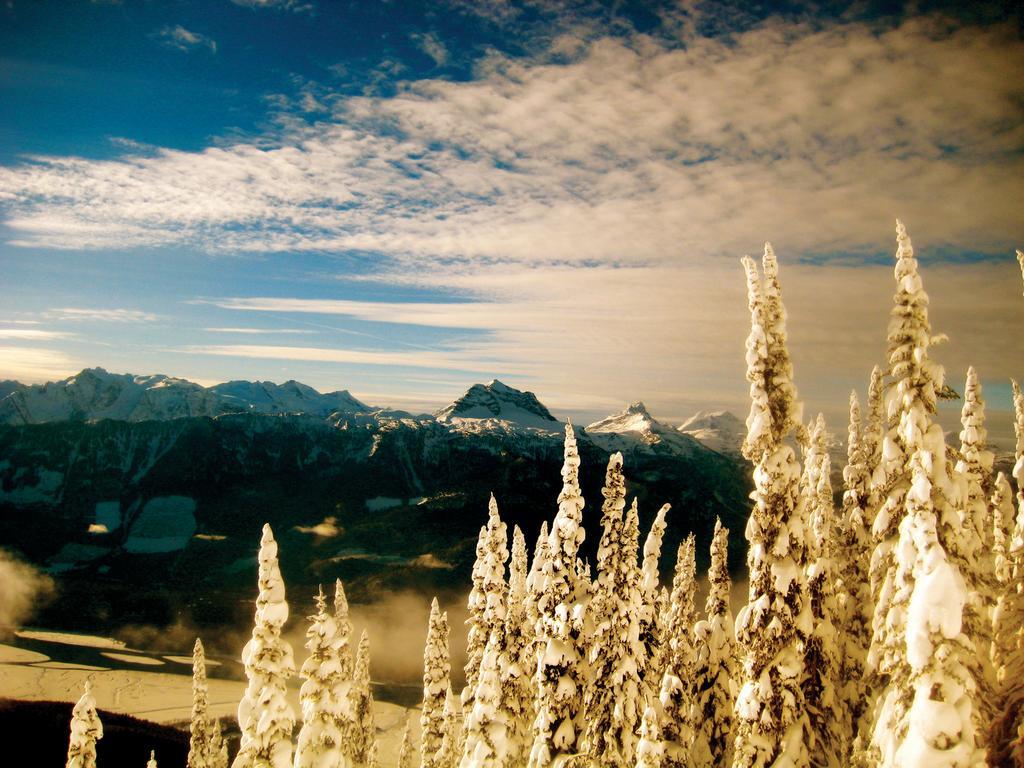 Glacier House Hotel & Resort Revelstoke Exterior foto